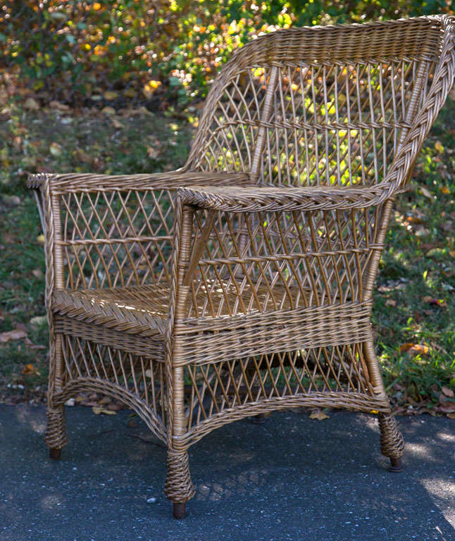 Antique Bar Harbor Wicker Chair 3