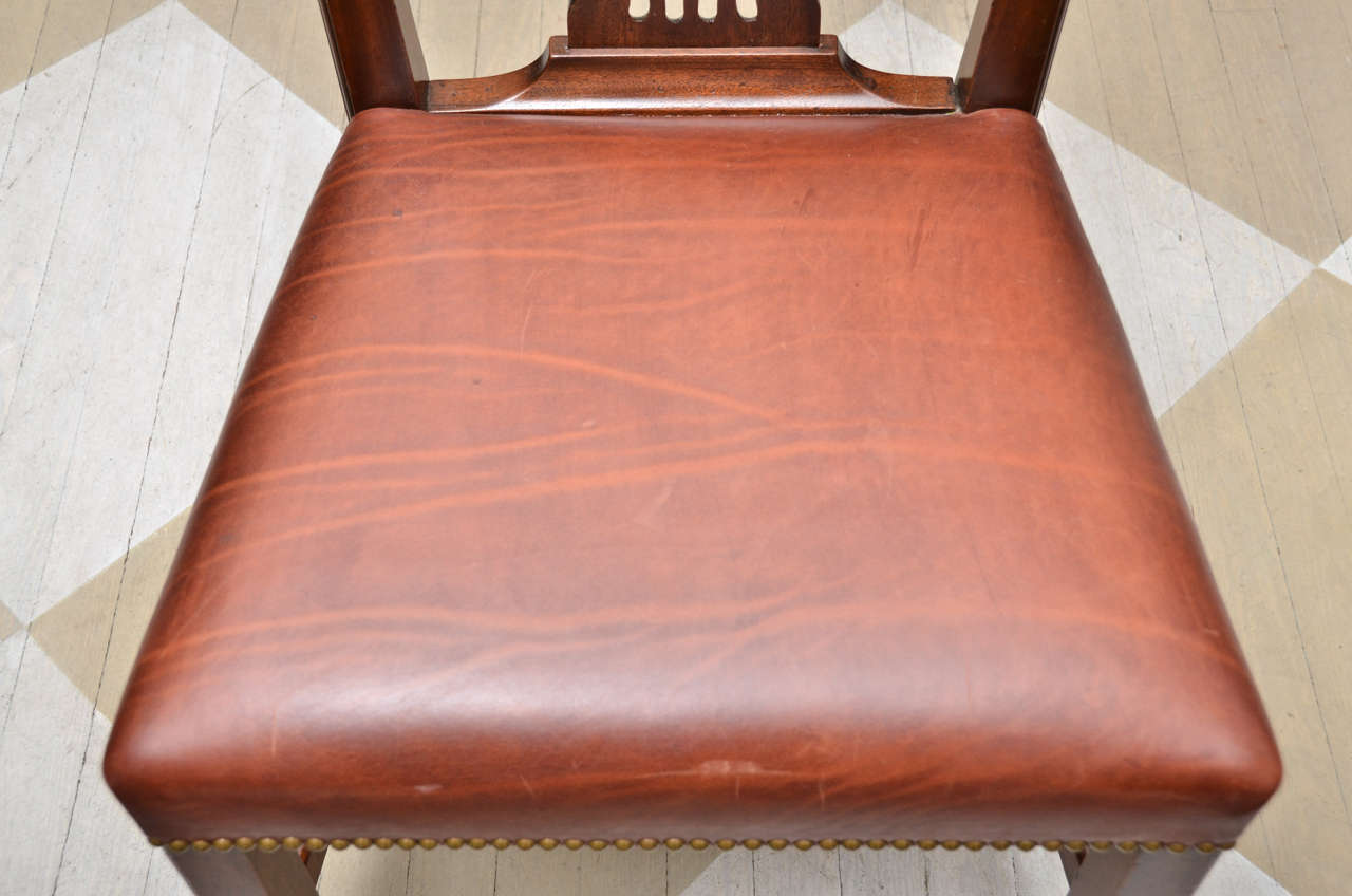 Late 18th-Early 19th Century English Set of 12 Mahogany Dining Chairs For Sale 1