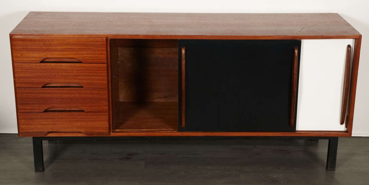 Charlotte Perriand, Cansado Chest 4