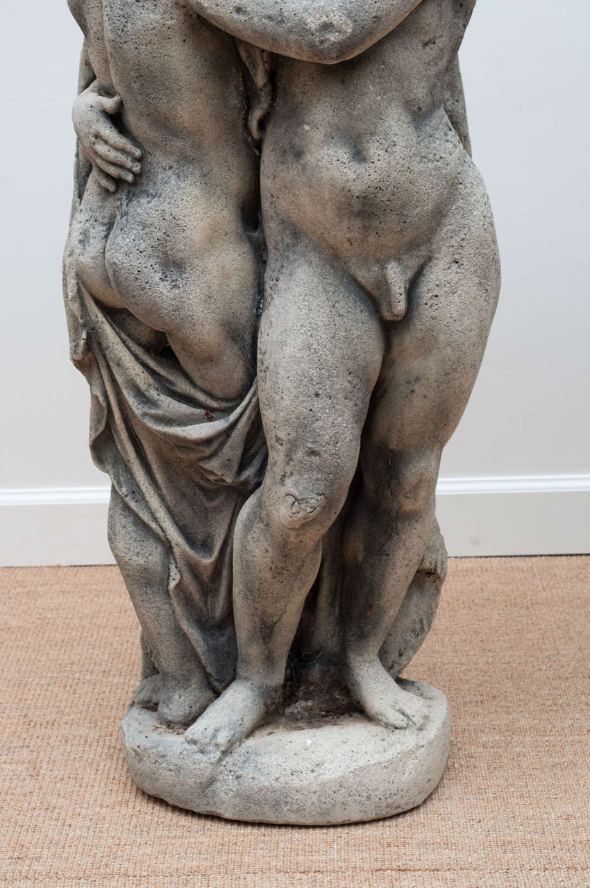 Pair of  Embracing Putti Stone figures For Sale 2