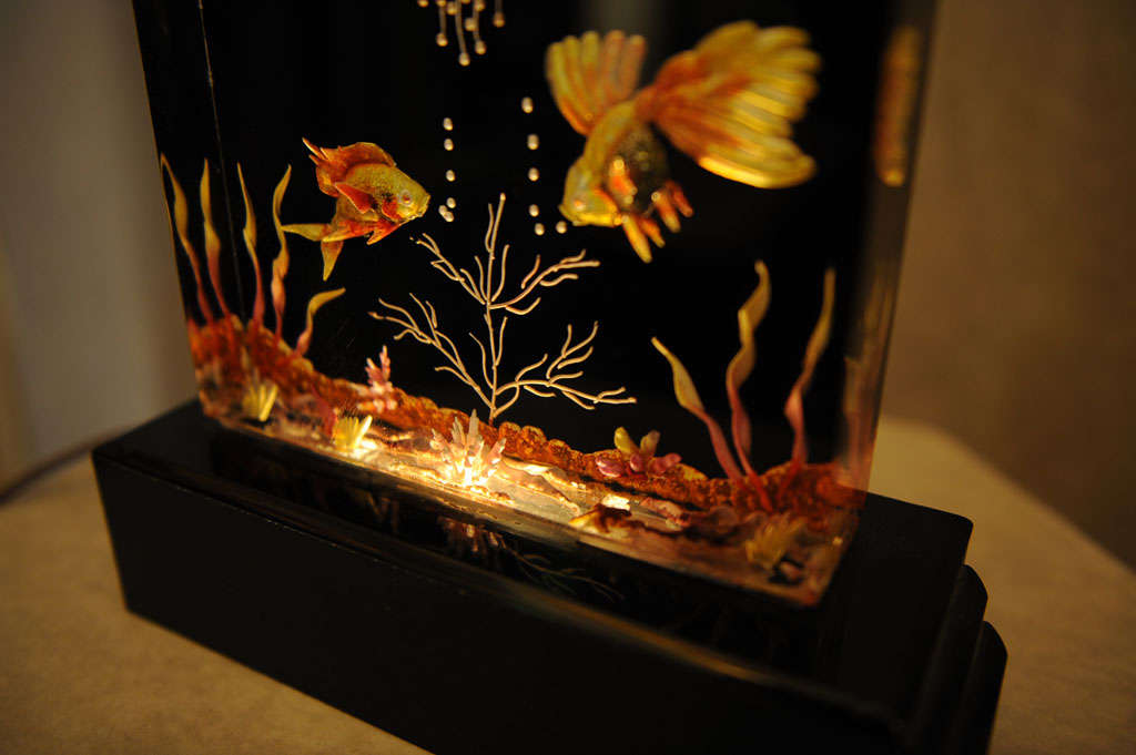 Art Deco Lucite Aquarium Lamp In Excellent Condition In Petaluma, CA