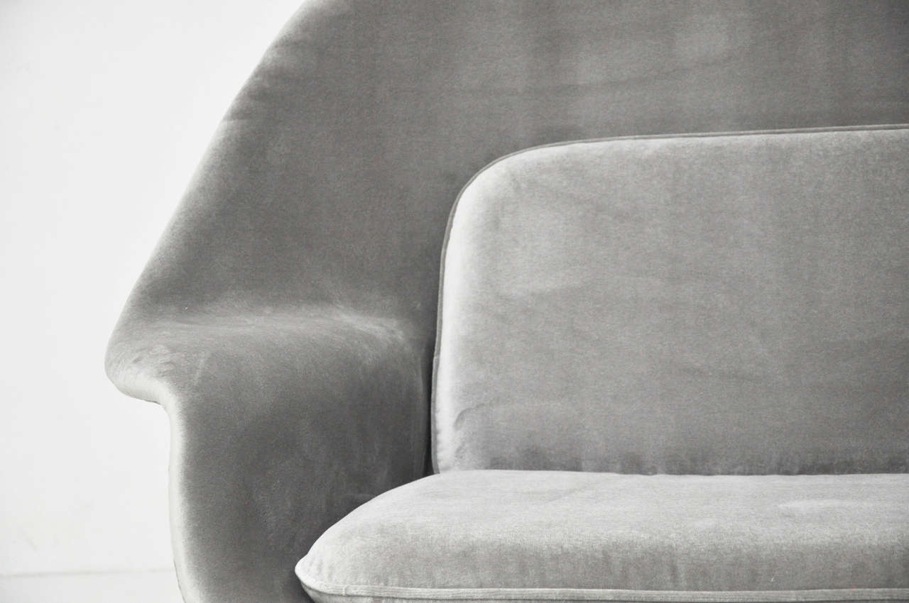 knoll womb settee