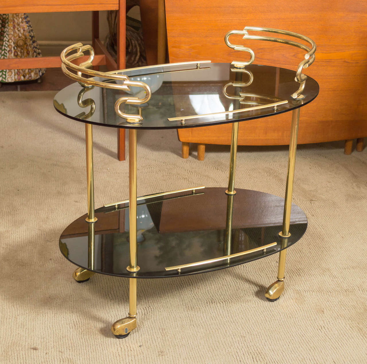 Ultra Glamorous 1960s Italian Brass and Smoke Glass Bar Cart In Good Condition In San Francisco, CA