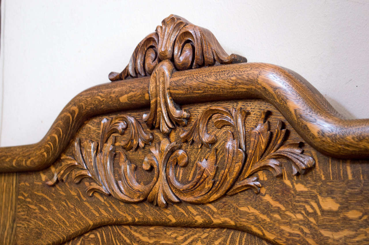 Super Quarter Sawn Oak Hall Bench with Matching Mirror with Hooks 1