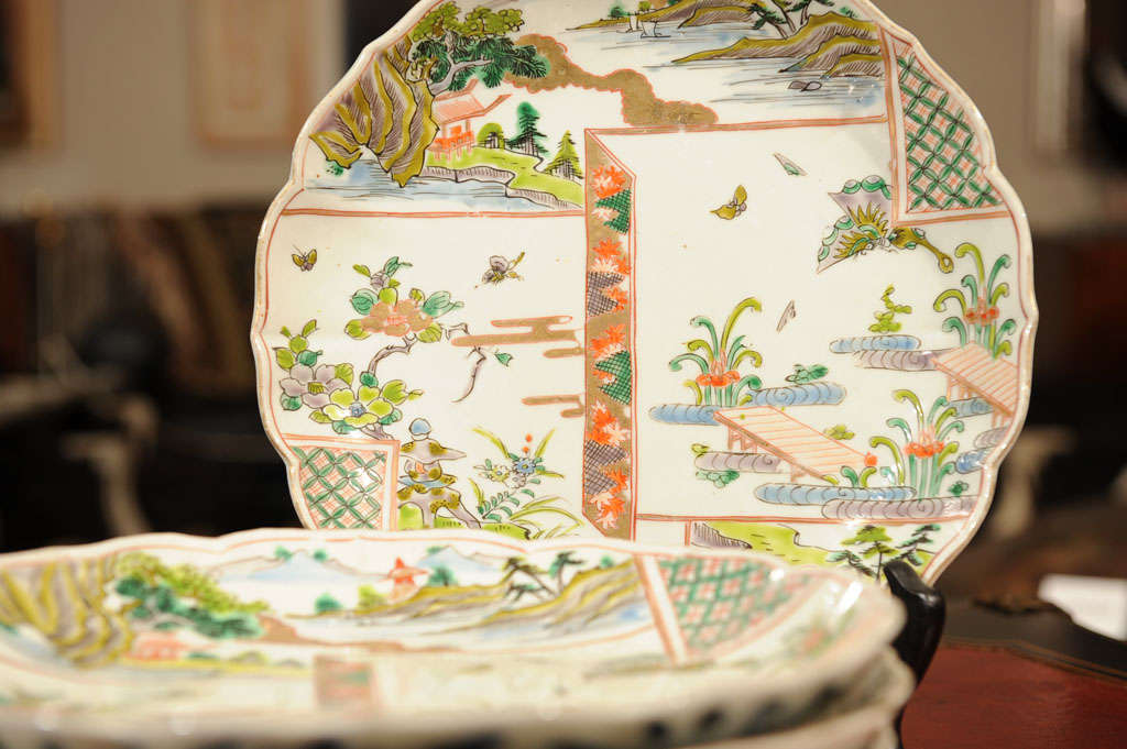 Set Of Eight Japanese Imari Polychrome Porcelain Serving Plates For Sale 4