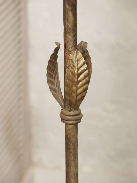 Iron floor lamp with custom made pheasant feather shade, c. 1920 For Sale 2