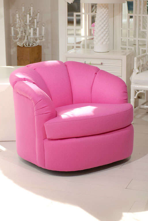 Pair of Pink Bubble Chairs 5