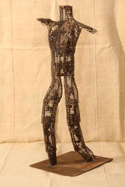 wire sculpture of human torso