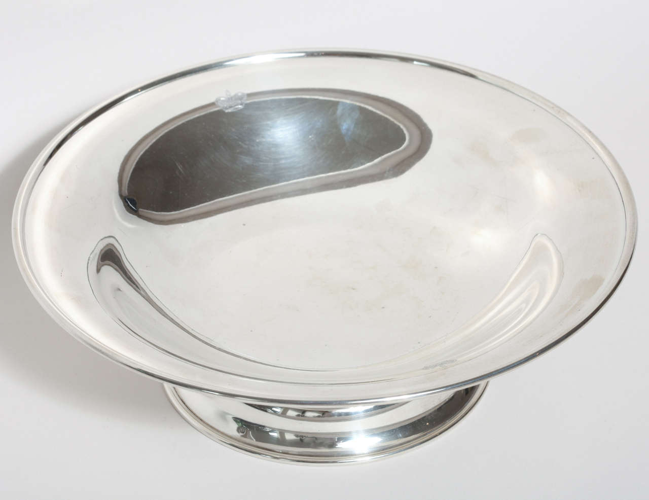 Gustave Keller Freres French Art Deco Sterling Silver Footed Coupe In Excellent Condition In New York, NY