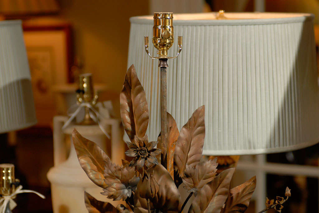 Charming Metal Floral Boquet in Urn as Lamp