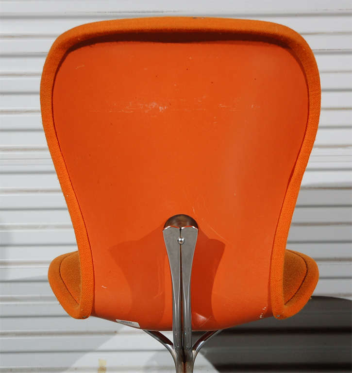 Pair of Ion Chairs In Good Condition For Sale In Los Angeles, CA
