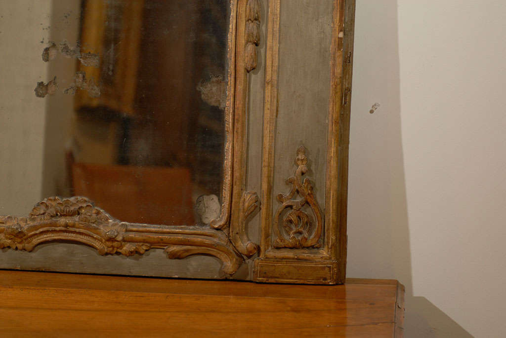 French 18th Century Painted and Gilt Trumeau Mirror with Carved Scrolled Decor 1