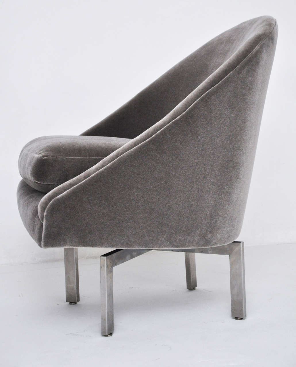 Mid-Century Swivel Chairs 2