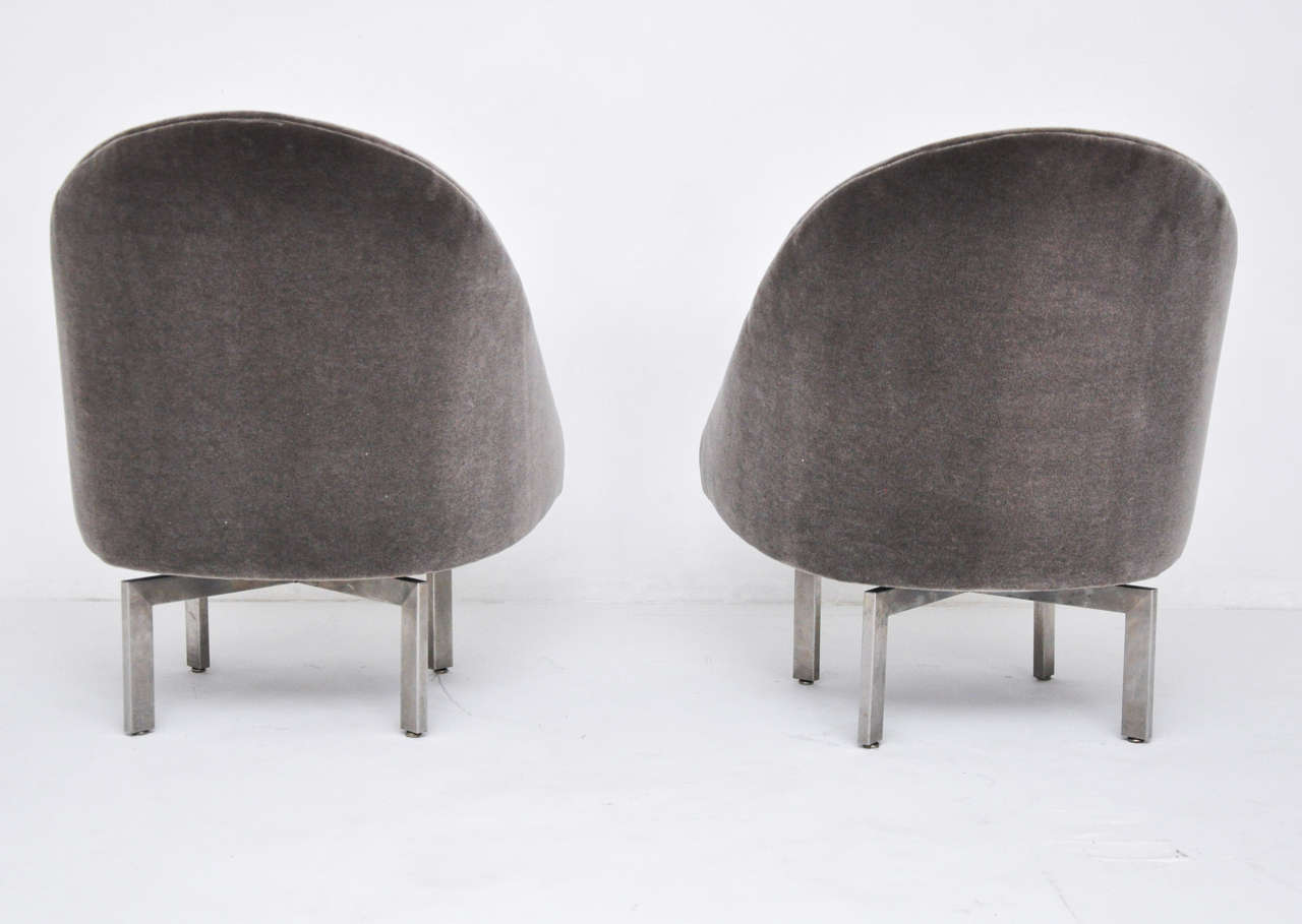 Mid-Century Swivel Chairs 3
