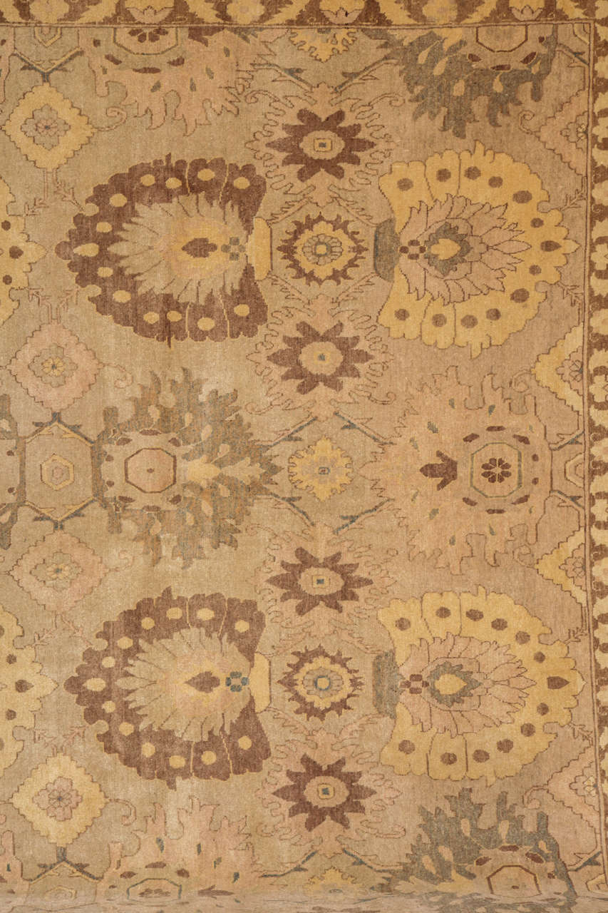 Tintura vegetale Tappeto persiano Tabriz, nello stile di Haji Jalili, 11' x 15' in vendita