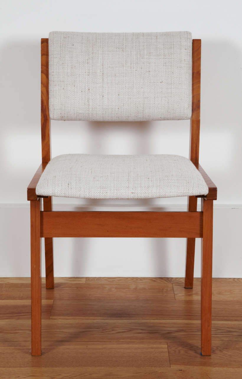 Set of 4 chairs by André Simard (1927-) - Meubles André Simard Edition - 1955

Documentation: Archives André Simard