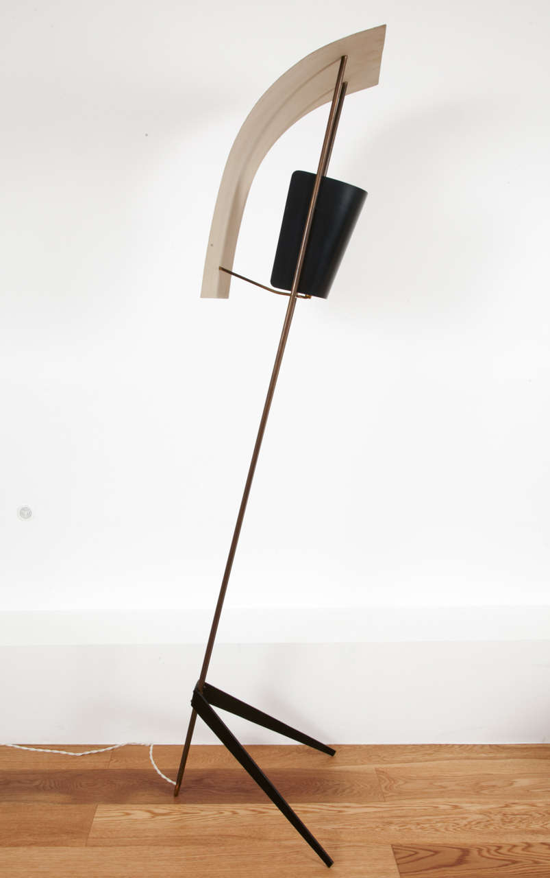 Brass Floor lamp model G30 by Pierre Guariche - Pierre Disderot Edition - 1952 For Sale