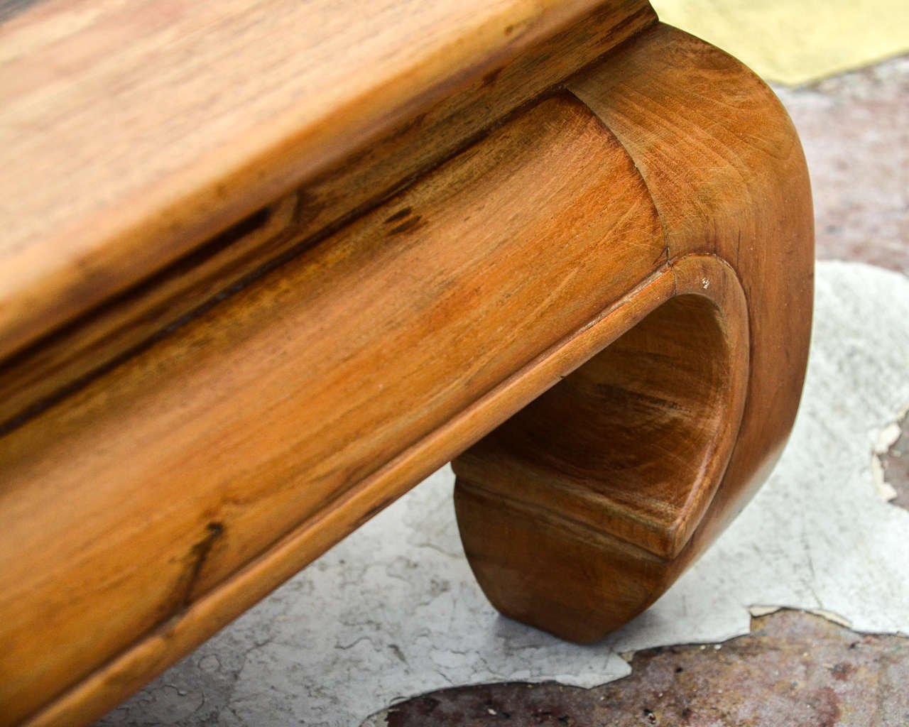Chinese Square Pale Wood Coffee Table In Good Condition For Sale In Southampton, NY