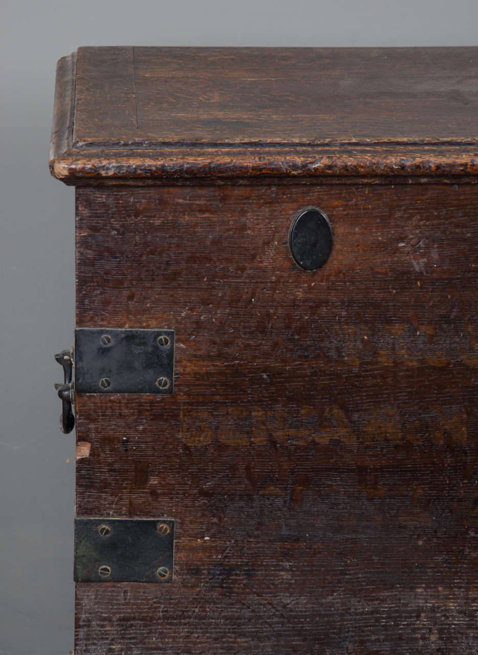 18th Century Oak and Brass-Bound Silver Chest In Good Condition In London, GB
