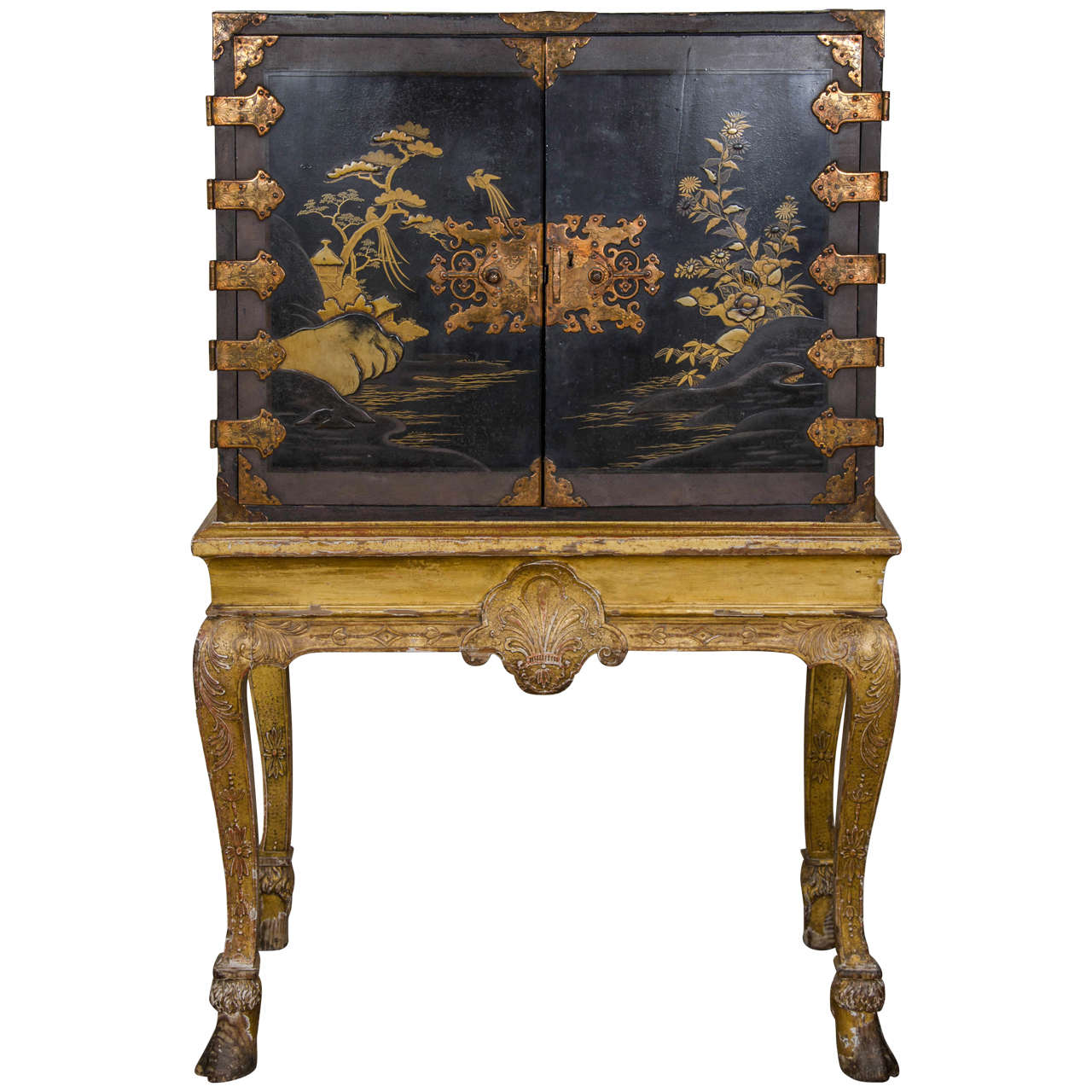 Late 17th Century Chinese Black Laquer Cabinet
