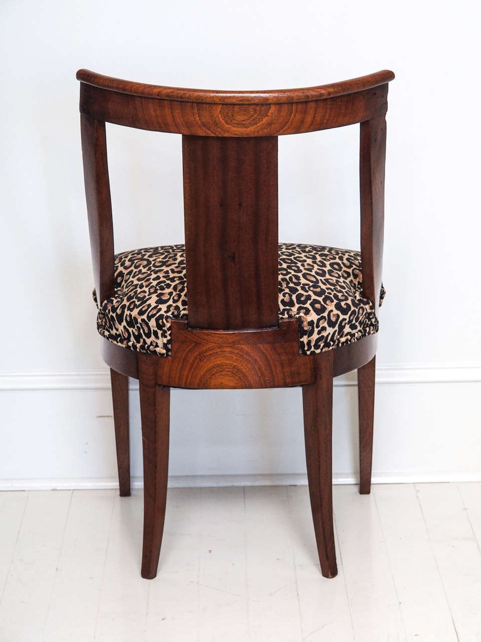 19th Century Second Empire Walnut Chair with Original Bronze Ormolu 4