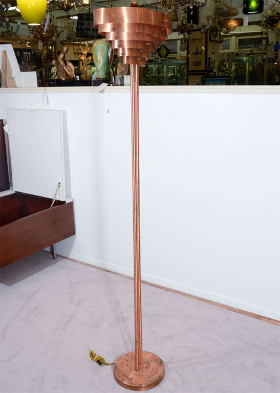 Art Deco Machine Age Copper Floor Lamp by Kurt Versen For Sale 2