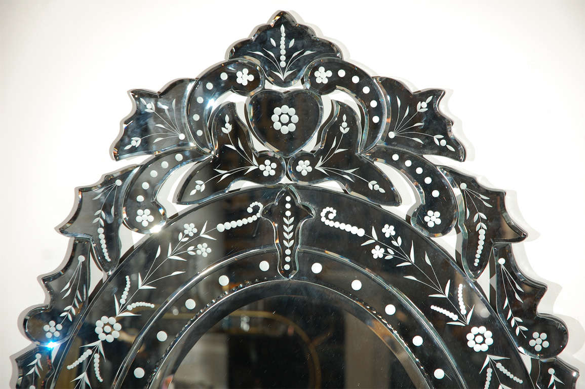Etched Oval Shaped Venetian Mirror