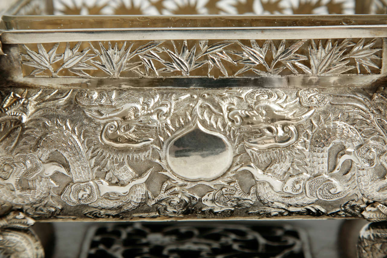 Chinese Export Silver Jardiniere In Excellent Condition For Sale In London, GB
