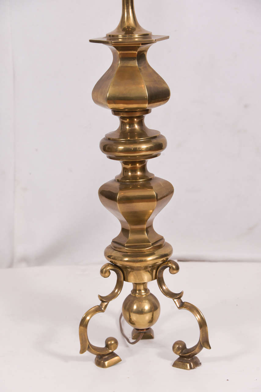 Mid-20th Century Miniature Asian Floor Lamp, Polished Brass For Sale