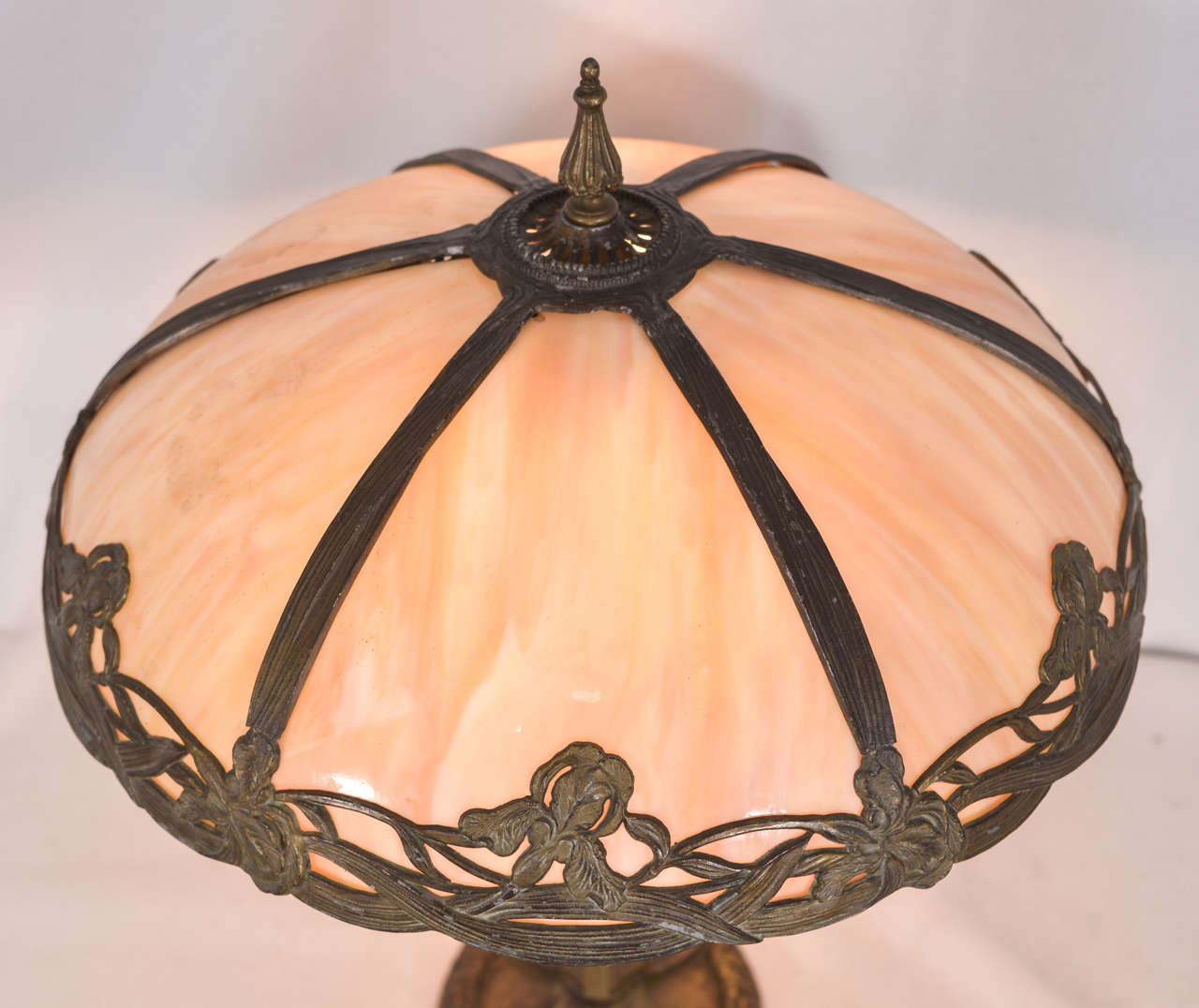 1930s Bent Slag Glass Table Lamp In Excellent Condition In Austin, TX