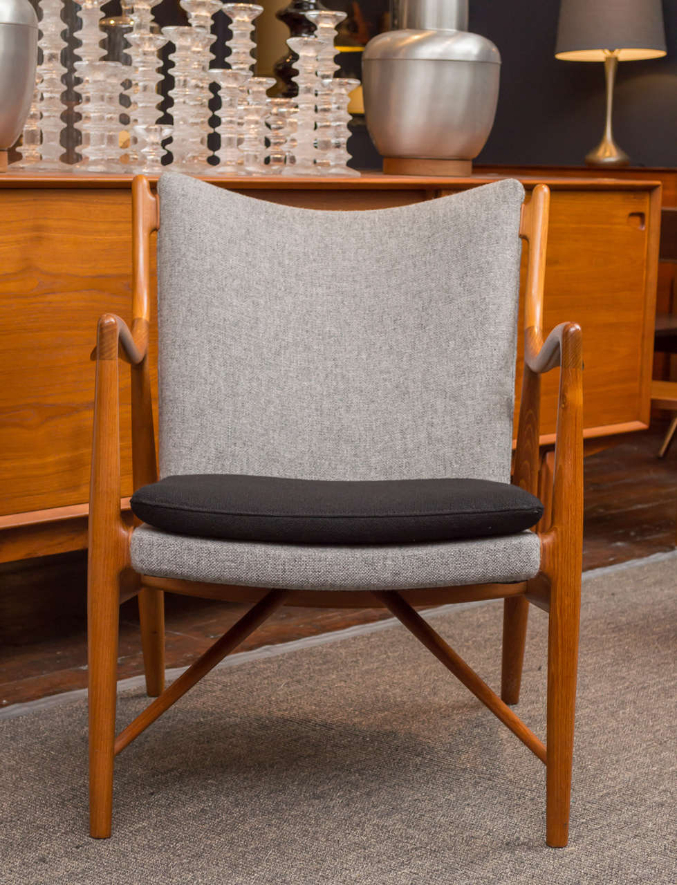 Teak Pair of Finn Juhl NV45 Chairs by Niels Vodder