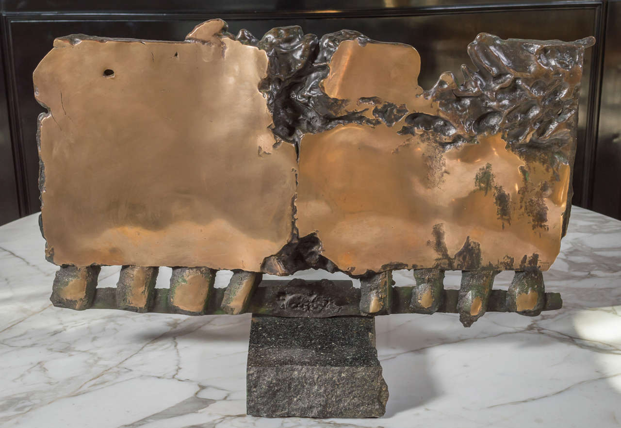 Jerzy Nowakowski (Polish-born in 1947), abstract composition, patinated and polished bronze sculpture.
Signed and date 1991 with foundry mark Unikat.
Provenance: Private collection, Paris.