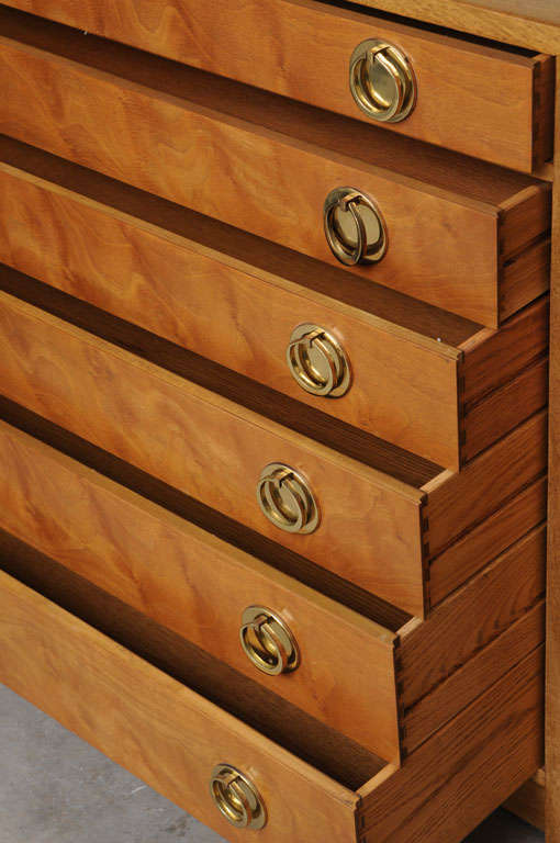 American Edward Wormley for Dunbar Chests of Drawers For Sale