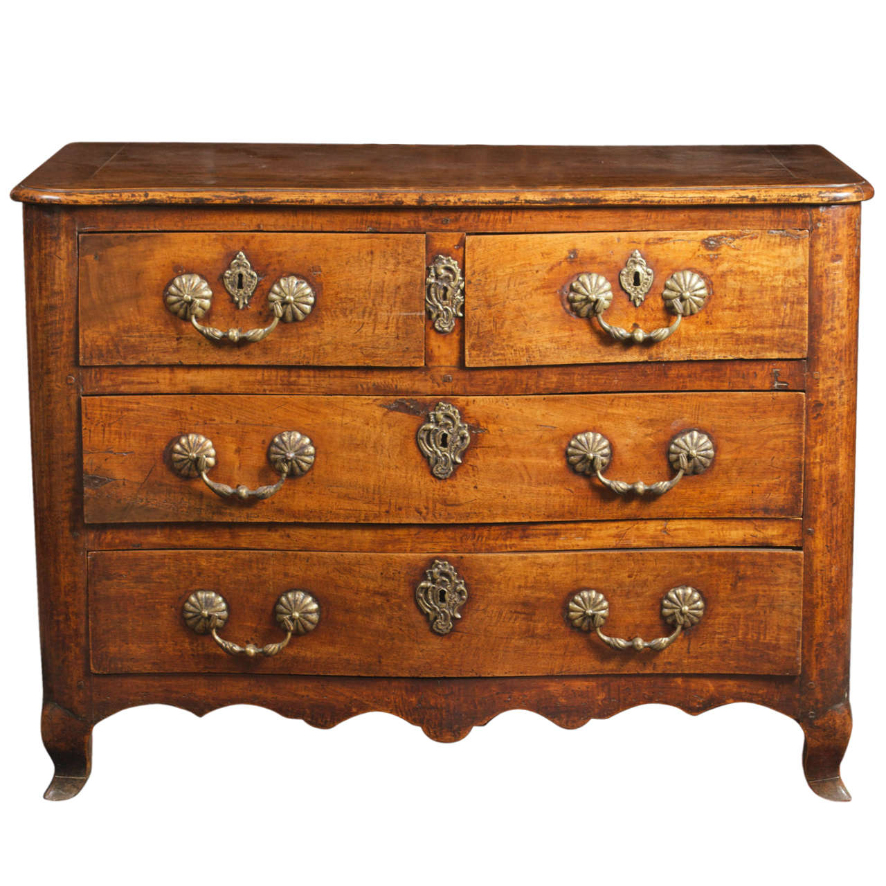 French Walnut Serpentine Front Commode, circa 1740 For Sale