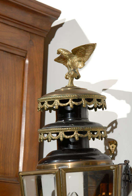 Hand-Crafted Pair of English 1890s Georgian Style Brass and Enamel Coach Lanterns with Eagles