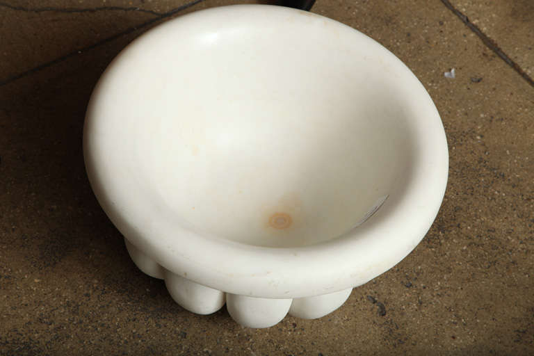 Basin/Schale aus weißem Marmor (Anglo-indisch) im Angebot