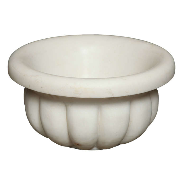 White marble basin/bowl, 20th century