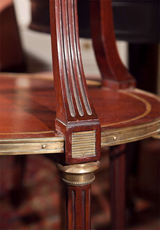 Mid-20th Century French Two-Tier Mahogany Dessert Stand Manner of Louis XVI For Sale