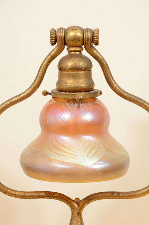20th Century Tiffany Studios Desk Lamp with decorated Tiffany shade For Sale