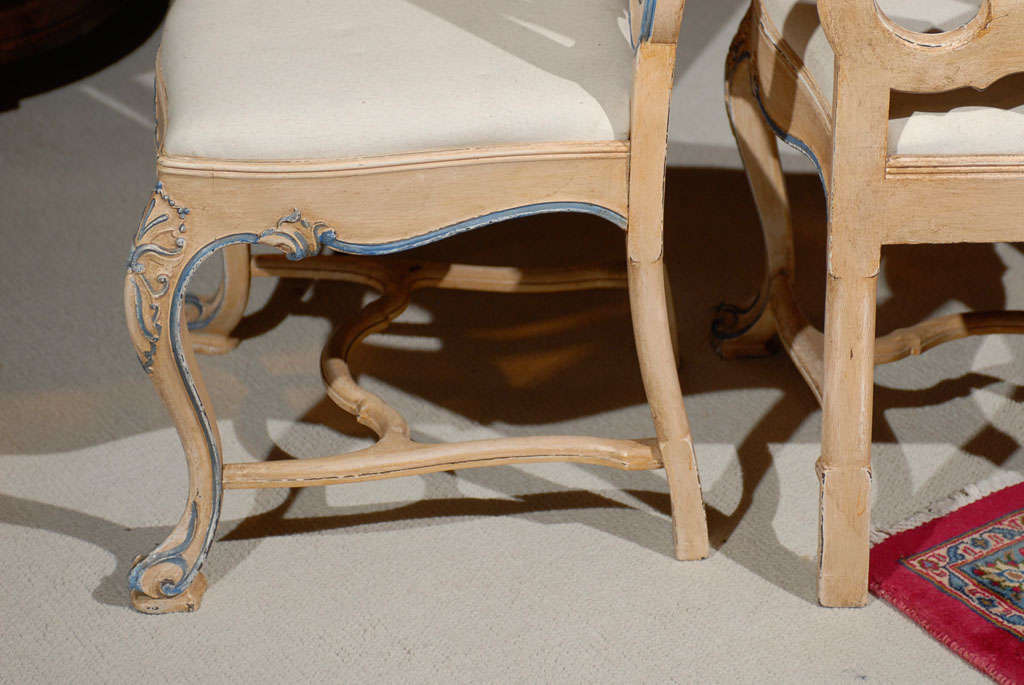 20th Century Antique Set of William and Mary Style Painted Side Chairs For Sale