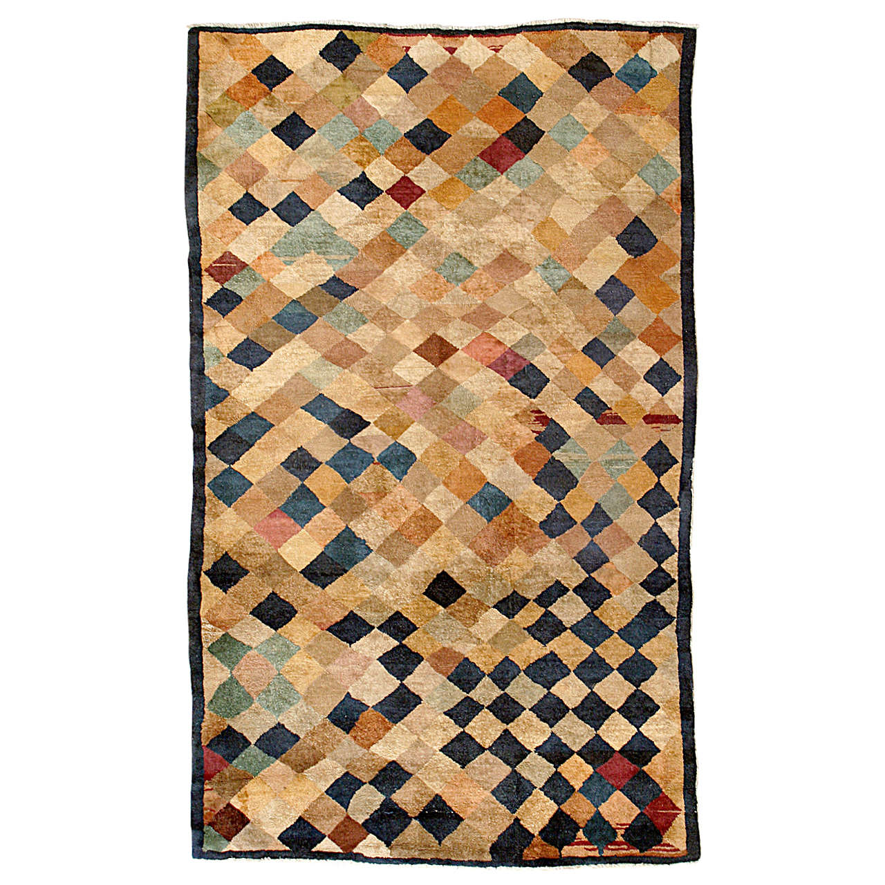 Antiker geometrischer chinesischer Teppich mit polychromen Rauten im Angebot