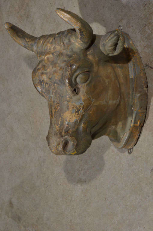 Beautiful zinc Bull's Head with traces of Original Gilt