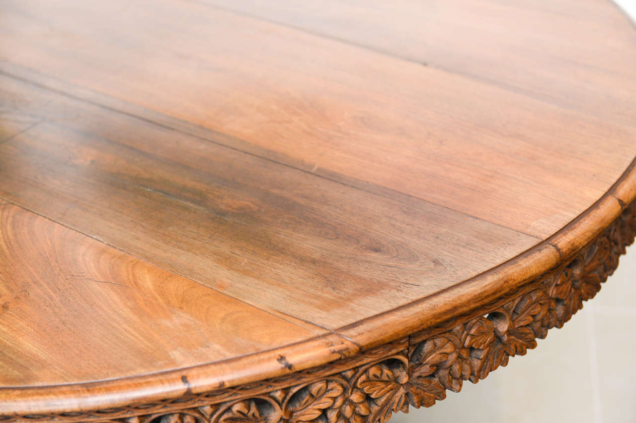 Anglo-Indian Teak and Padouk Center/Dining Table For Sale 3