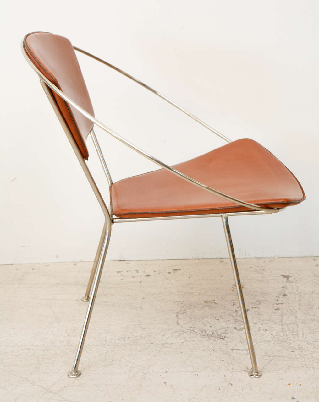 Leather Hoop Chair by Raymond Loewy for Arvins In Excellent Condition In Los Angeles, CA