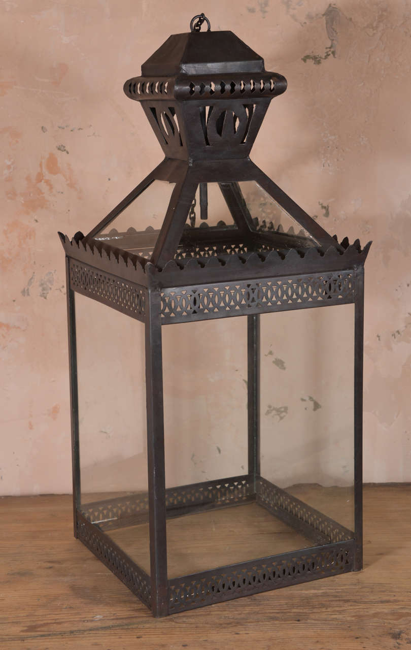 French Tole Lantern In Excellent Condition In Houston, TX