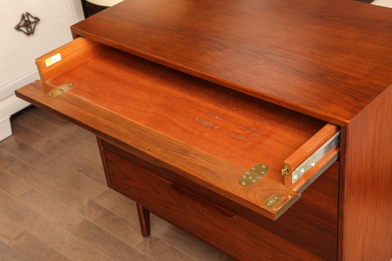 Walnut Chest by Jens Risom, circa 1950 For Sale 2