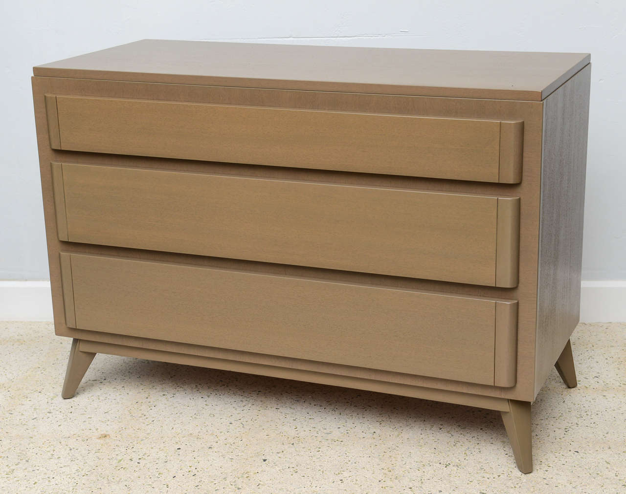 Pair of American Modern Cerused Oak Commodes In Excellent Condition For Sale In Hollywood, FL