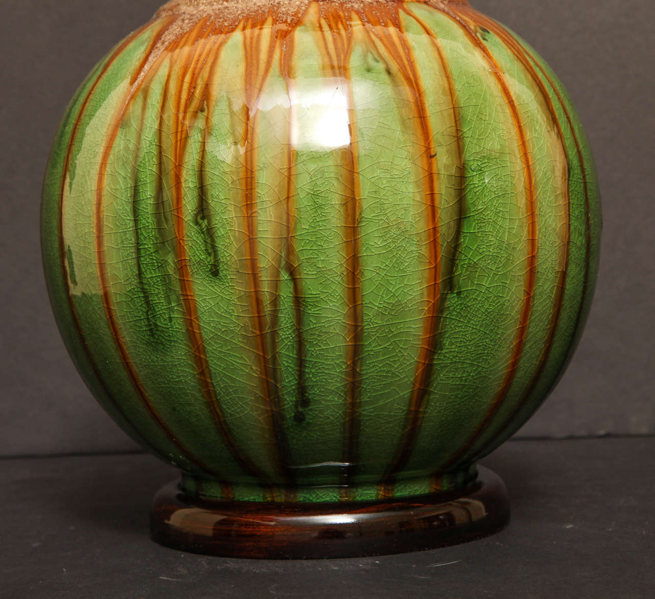 Pair of Brown and Green Long Neck Gourd Shaped Glazed Pottery Lamps In Excellent Condition For Sale In New York, NY