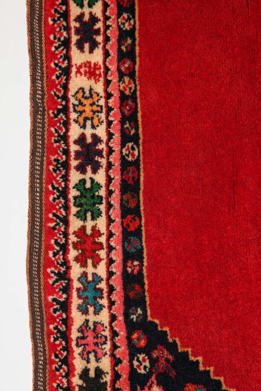 Persian Qashqai Carpet, circa 1940 with Handpsun Wool and Natural Vegetable Dyes 2