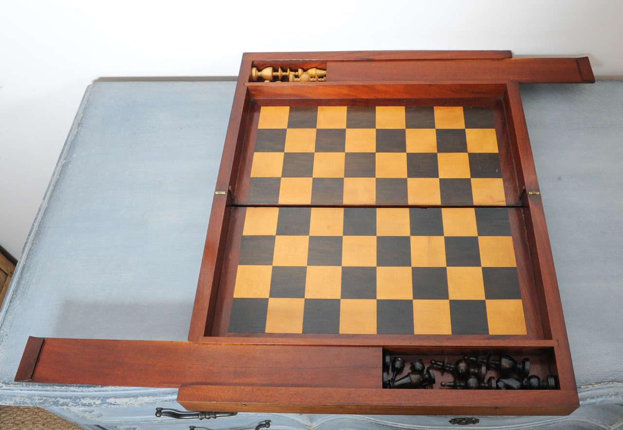 19th Century French Chess Box In Fair Condition For Sale In Amsterdam, NL